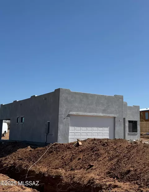 15789 N Twin Lakes Dr NW, Tucson, AZ 85739