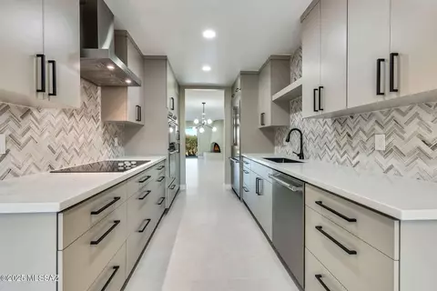 4900 E Placita Arenosa, Tucson, AZ 85718