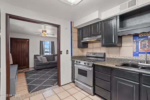 5819 E Fairmount St, Tucson, AZ 85712 photo 6