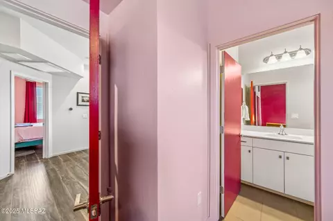 Entry Way - 898 E Millenium Ct, Tucson, AZ 85719 photo 2 of 2