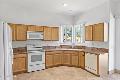 5449 S Thunder Sky Way, Tucson, AZ 85747 photo 15