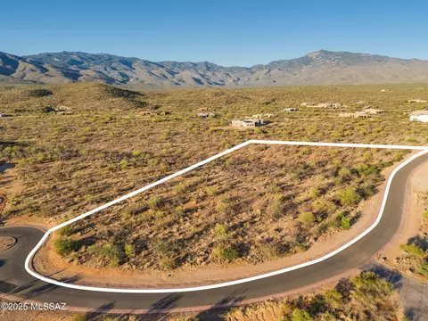 7905 S Trail Rider Pl S, Vail, AZ 85641