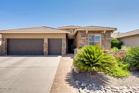 2681 E Glen Canyon Rd, Green Valley, AZ 85614