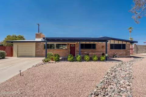 6951 E Hayne Pl, Tucson, AZ 85710