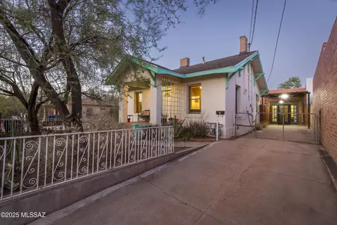 216 N 3rd Ave, Tucson, AZ 85705