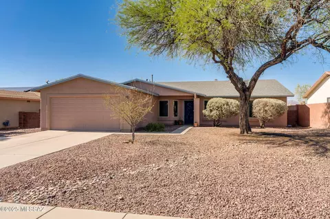 4620 W Hardy Rd, Tucson, AZ 85742
