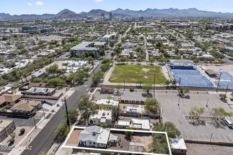 View/Area - 1325 E 8th St, Tucson, AZ 85719 photo 2 of 3
