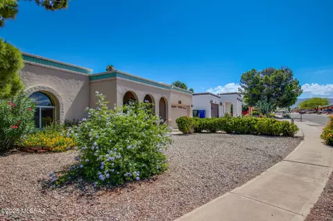 8711 E 28th St, Tucson, AZ 85710 photo 2