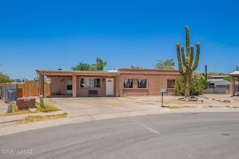 2432 W Las Lomitas, Tucson, AZ 85741