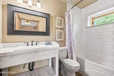 Bath - 11101 E Miami St, Mount Lemmon, AZ 85619 photo 1 of 3