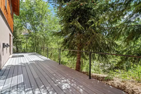 Exterior - 11101 E Miami St, Mount Lemmon, AZ 85619 photo 4 of 8