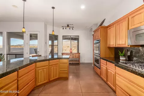 Kitchen - 4811 E Wagon Train Rd, Tucson, AZ 85739 photo 6 of 6