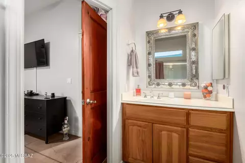 Bath - 4811 E Wagon Train Rd, Tucson, AZ 85739 photo 5 of 5