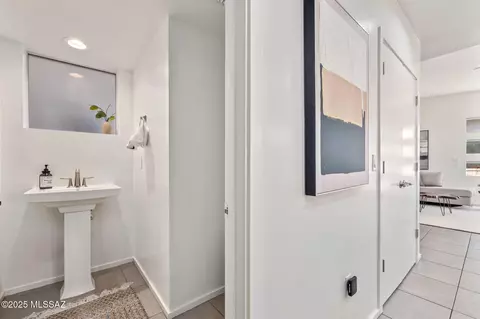 Entry Way - 951 E Millenium Ct, Tucson, AZ 85719 photo 1 of 2