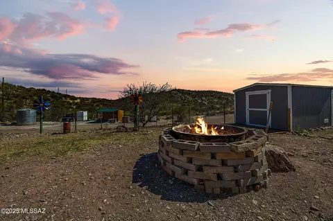 15200 E Blue Lava Trl, Vail, AZ 85641