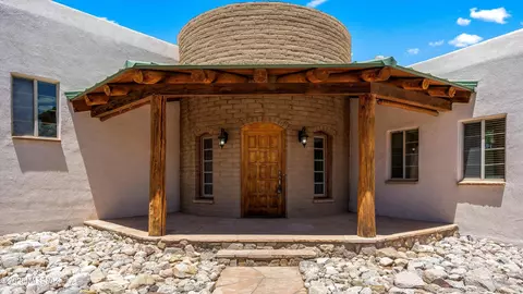 2566 N Redington Pl, Tucson, AZ 85749