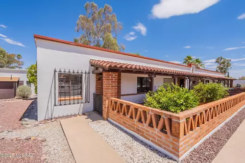 423 S Paseo Lobo UNIT A, Green Valley, AZ 85614