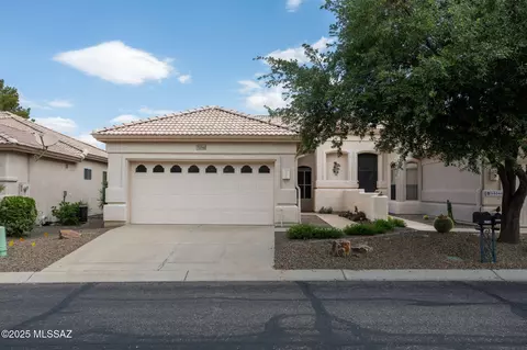 63548 E Holiday Dr, Tucson, AZ 85739