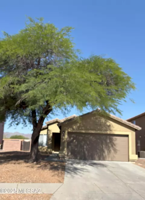 2963 N Silver Island Way, Tucson, AZ 85745