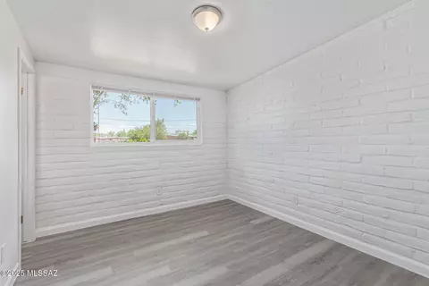 Bedroom - 4041 E Dover Stra, Tucson, AZ 85706 photo 1 of 8