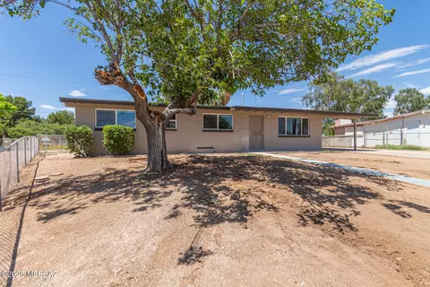 Exterior - 4041 E Dover Stra, Tucson, AZ 85706 photo 2 of 7