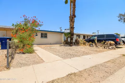 Exterior - 3609 Ellington Pl, Tucson, AZ 85713 photo 2 of 6