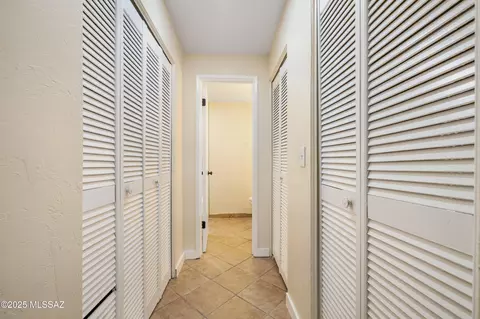 Entry Way - 3609 Ellington Pl, Tucson, AZ 85713 photo 3 of 3