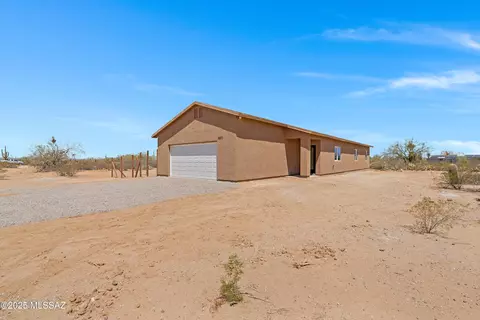 6971 N Boswell Ln, Tucson, AZ 85743