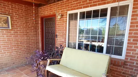 4102 E Camino De La Colina, Tucson, AZ 85711