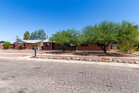 4801 E Helen St, Tucson, AZ 85712