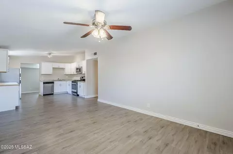 Living - 18 E Mac Iver Pl, Tucson, AZ 85705 photo 2 of 4