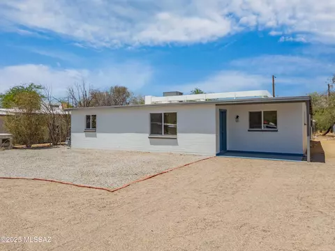4167 E Los Robles St, Tucson, AZ 85712
