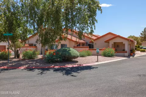 2413 W Tom Watson Dr, Tucson, AZ 85742