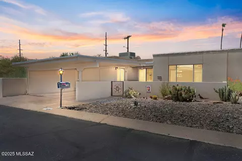 1075 N Caribe Ave, Tucson, AZ 85710