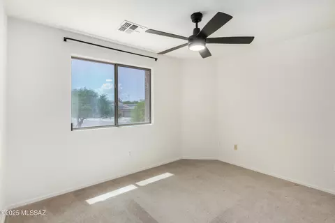 Bedroom - 12641 E Red Iron Trl, Vail, AZ 85641 photo 2 of 3