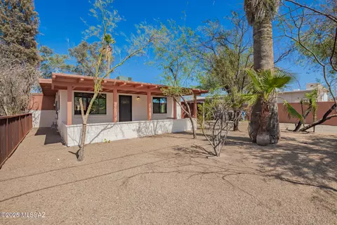 1726 N Cloverland Ave, Tucson, AZ 85712