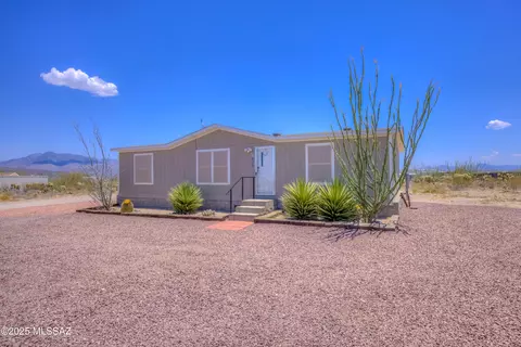 12635 S High Noon Trl, Vail, AZ 85641
