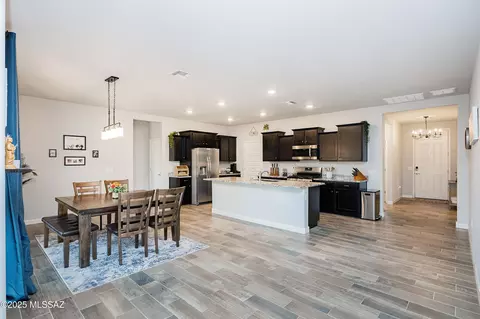 223 W Sg Posey St, Vail, AZ 85641