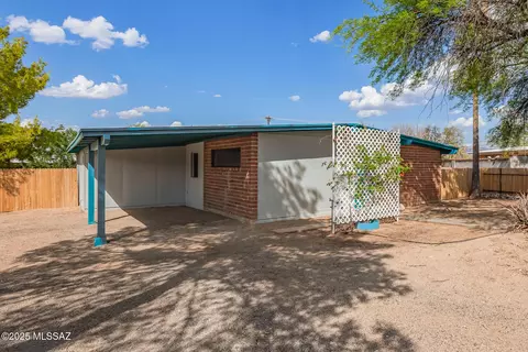 7229 E Flamenco Dr, Tucson, AZ 85710
