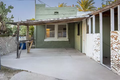 Exterior - 722 E 9th St, Tucson, AZ 85719 photo 12 of 17