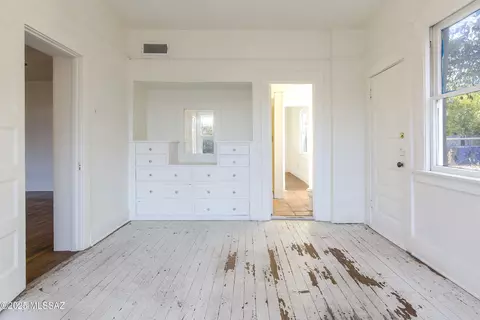 Bedroom - 722 E 9th St, Tucson, AZ 85719 photo 1 of 8