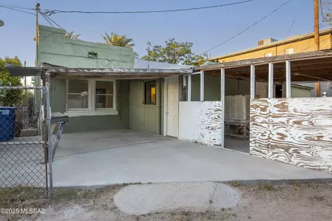 Exterior - 722 E 9th St, Tucson, AZ 85719 photo 13 of 17