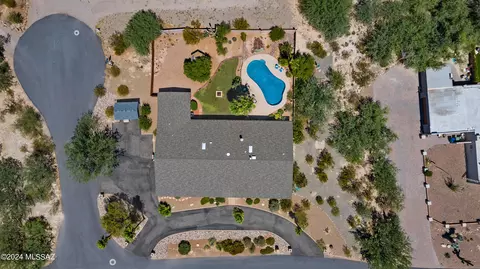 8247 E Rawhide Trl, Tucson, AZ 85750 photo 35