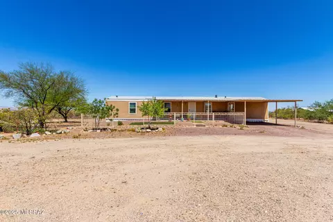 2290 W Ken Morgan Pl, Vail, AZ 85641