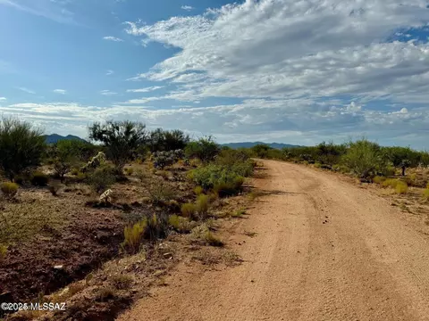 15932 W Bolo Pl, Tucson, AZ 85736