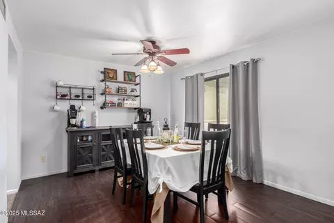 Dining - 8914 E Maple Leaf Dr, Tucson, AZ 85710 photo 1 of 1