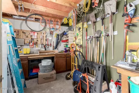 Other - 8914 E Maple Leaf Dr, Tucson, AZ 85710 photo 4 of 4