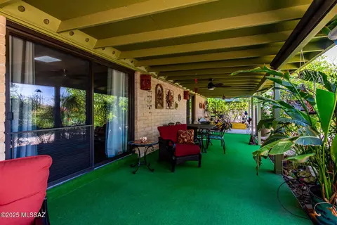 Exterior - 8914 E Maple Leaf Dr, Tucson, AZ 85710 photo 8 of 14