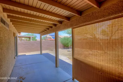 Exterior - 4113 E Stony Meadow Dr, Tucson, AZ 85756 photo 3 of 9