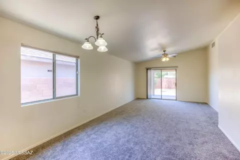 Living - 4113 E Stony Meadow Dr, Tucson, AZ 85756 photo 1 of 2